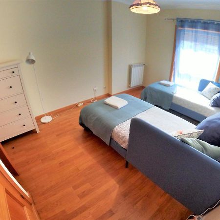 Lisbon 2 Bedroom Apartment With Balcony In Algés Kültér fotó