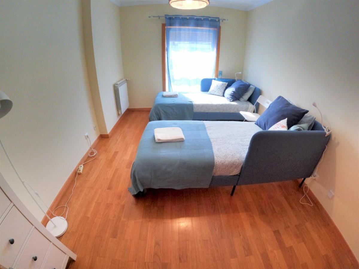 Lisbon 2 Bedroom Apartment With Balcony In Algés Kültér fotó