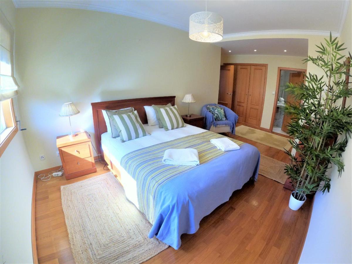 Lisbon 2 Bedroom Apartment With Balcony In Algés Kültér fotó
